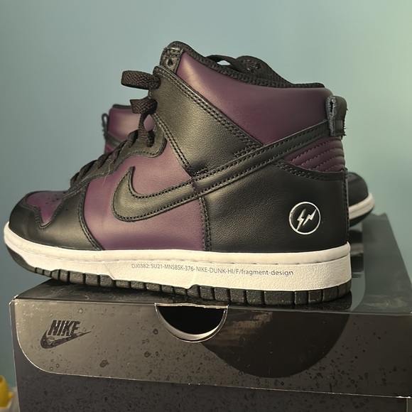 Fragment Beijing Nike Dunk Highs - Picture 2 of 4